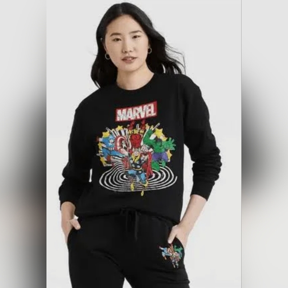 Marvel Sweaters - NWT Women Marvel Sweatshirt